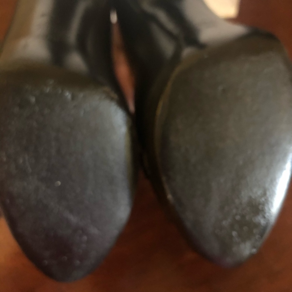 Shoes - Picture 5 of 5